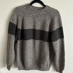 Skyr vintage heathered grey sweater